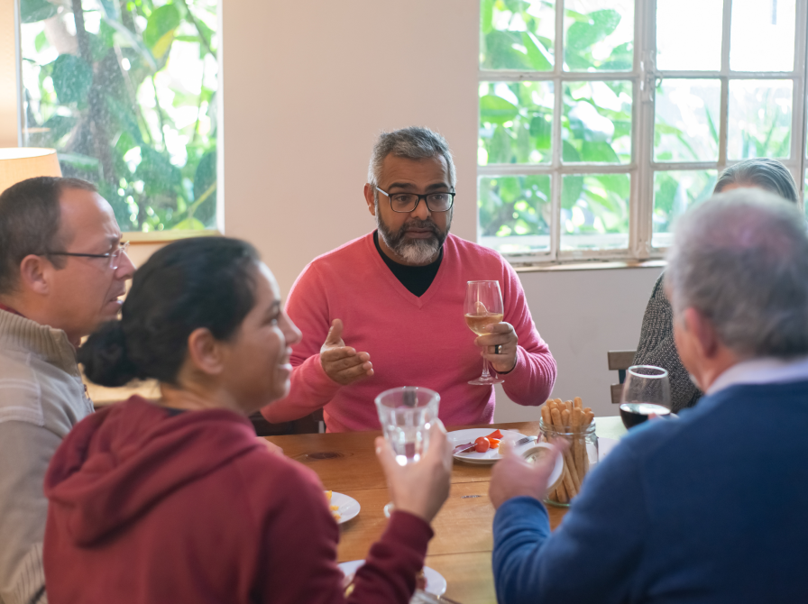 Fællesspisning og fælles samtale med lokalpolitikere om job i Aarhus